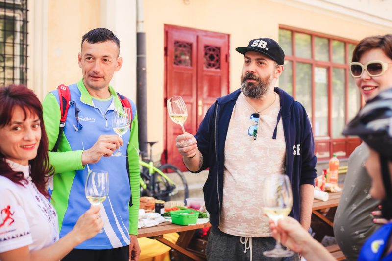 Picnic in Piata Huet Sibiu, a doua zi dupa Maratonul International de la Sibiu